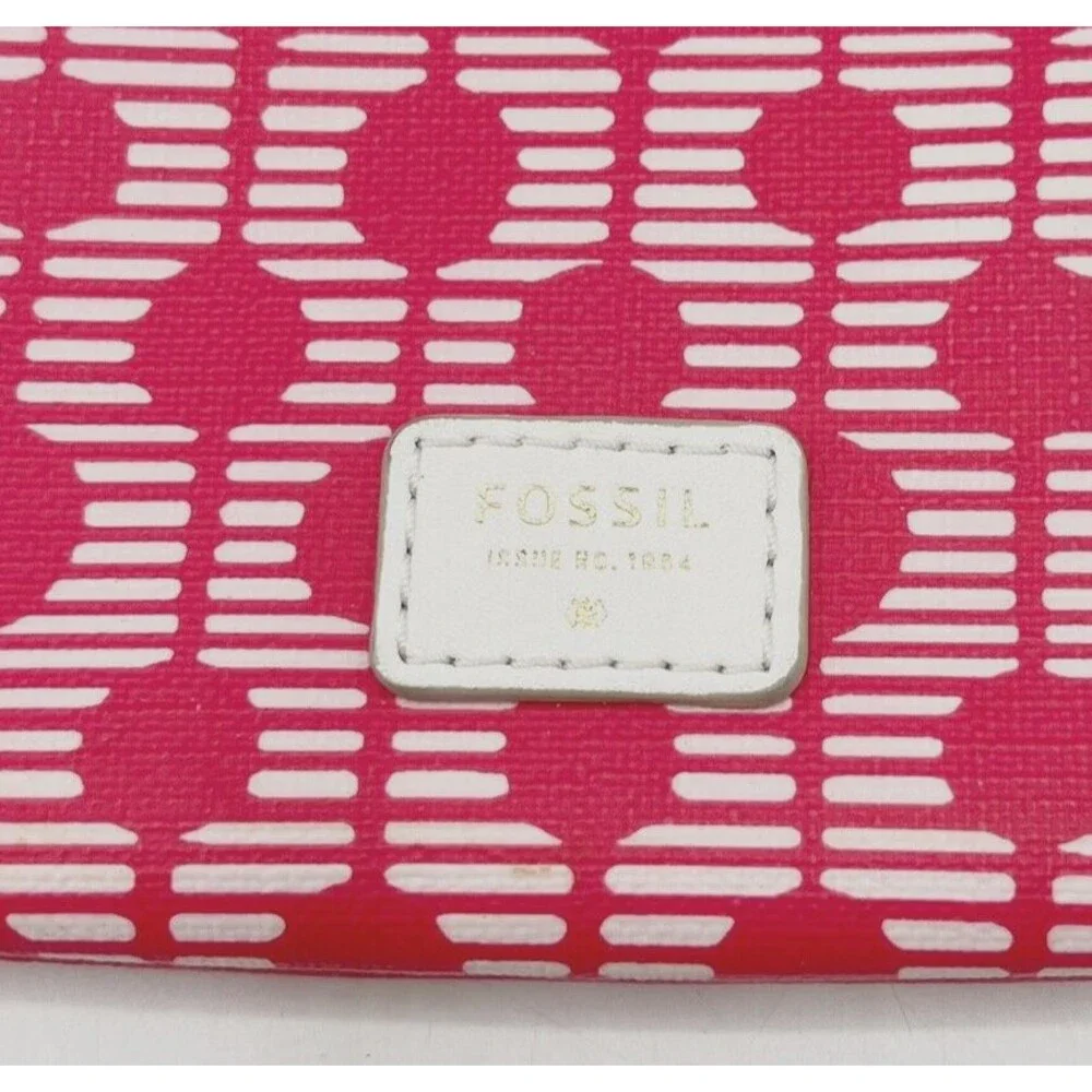 Fossil excellent cosmetic canvas